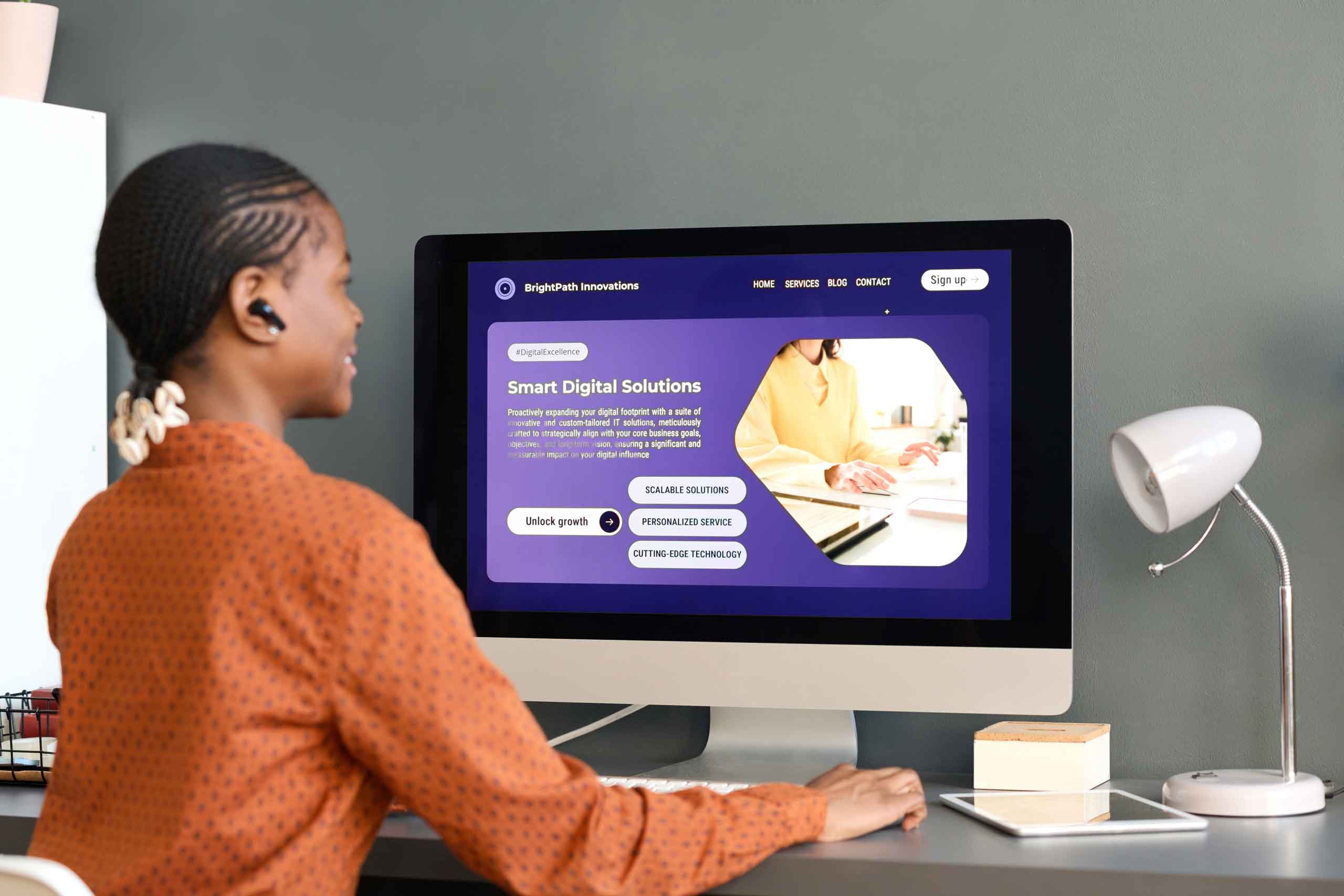 computer screen with website on screen 2025 03 18 22 20 35 utc.jpg